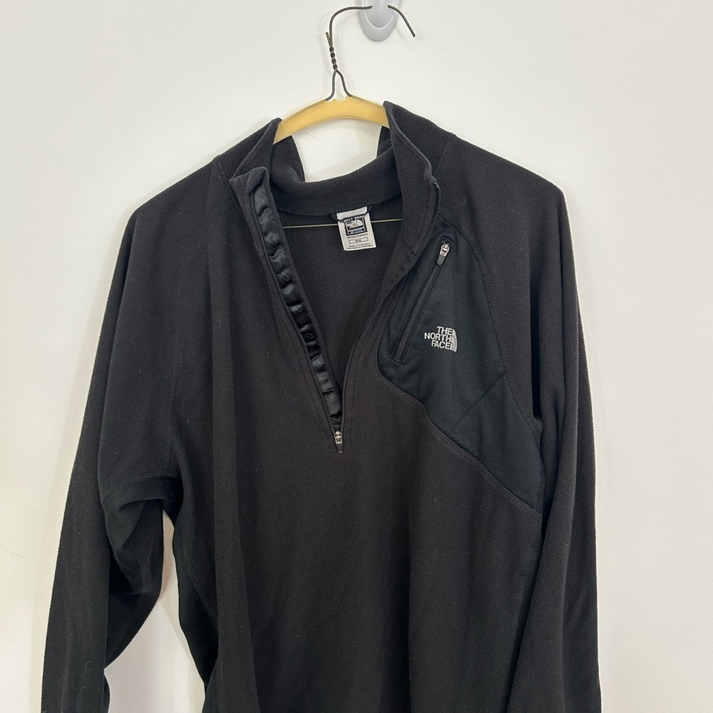 The North Face Men's Black Half-Zip Jacket